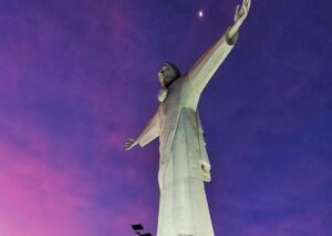 Cristo Rey del Valle de Tupungato: Un símbolo imponente en Mendoza