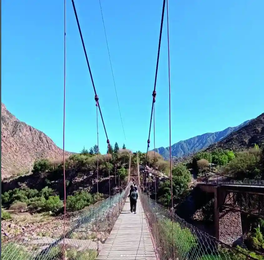 Traslado personalizado a las Termas de Cacheuta en Mendoza