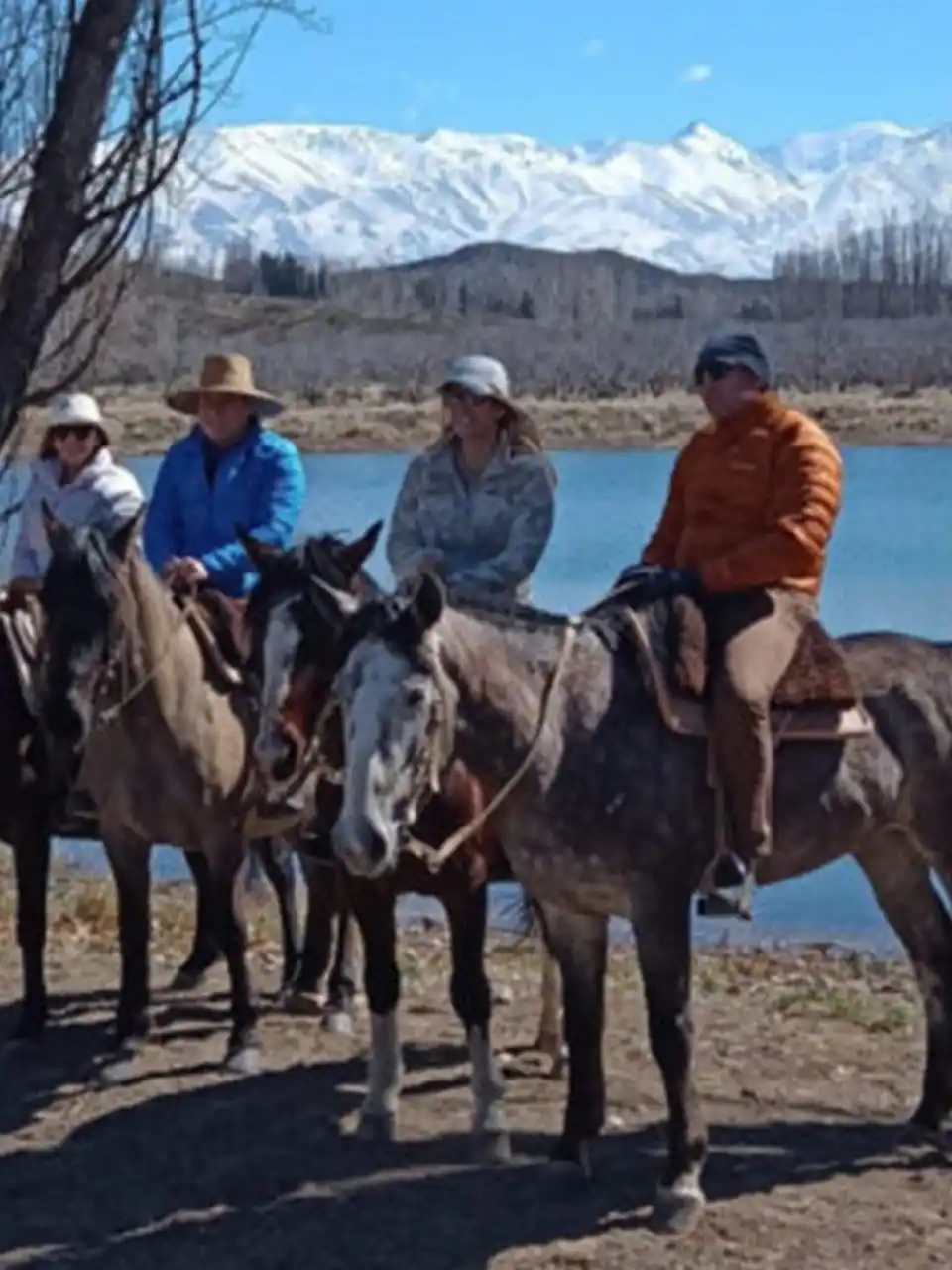 cabalgar-grupo-valle-uco